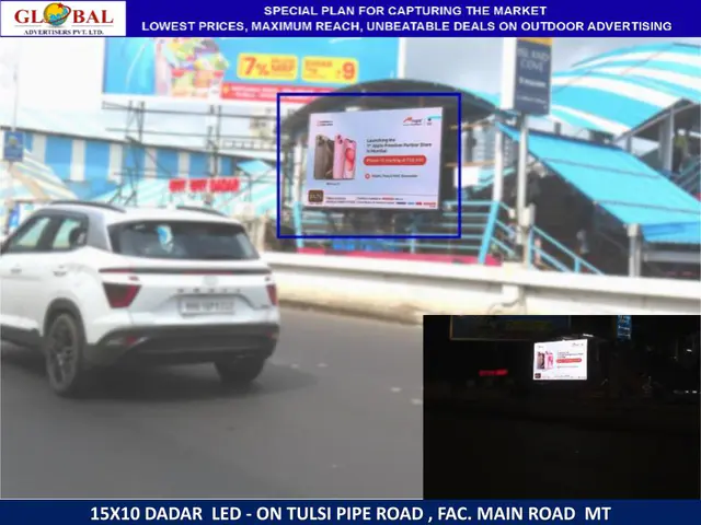 Dadar - On Railway Foot Over Bridge